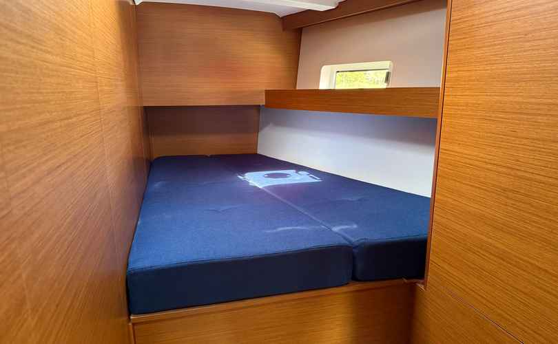 Sun Odyssey 490