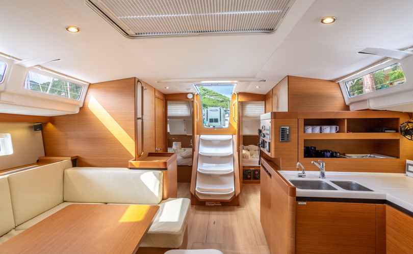 Sun Odyssey 490