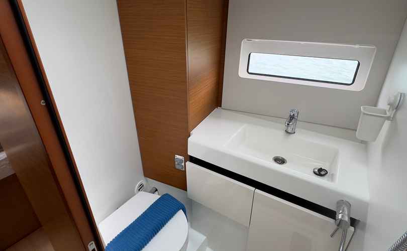 Sun Odyssey 490