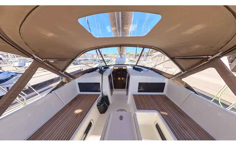 Sun Odyssey 490
