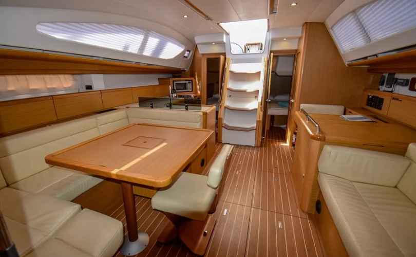 Sun Odyssey 50 DS