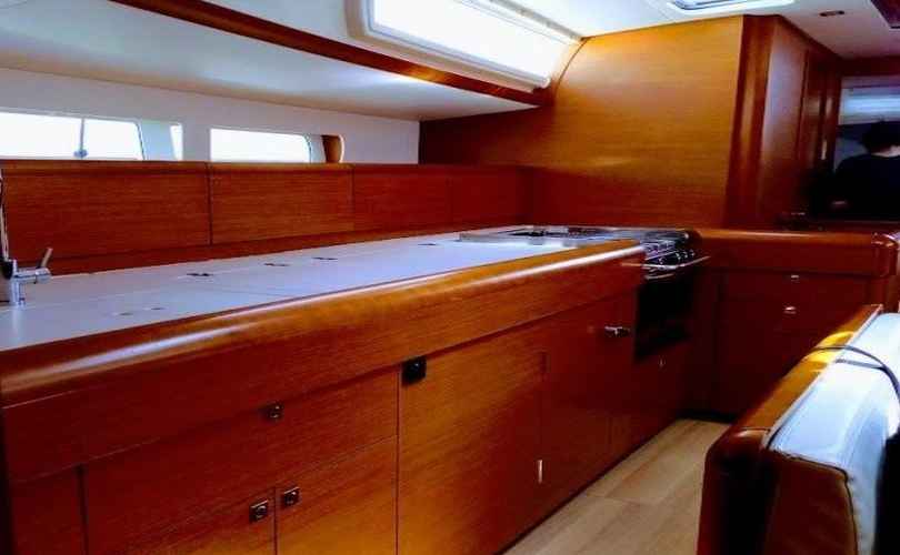 Sun Odyssey 519