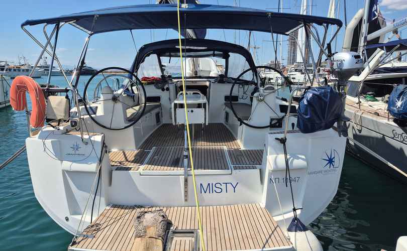 Sun Odyssey 519