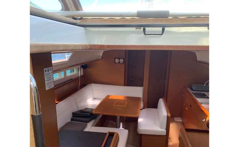 Photo Sun Odyssey 519 (2019)