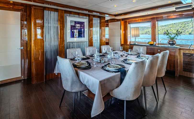 Photo Sunseeker 34m (2009)