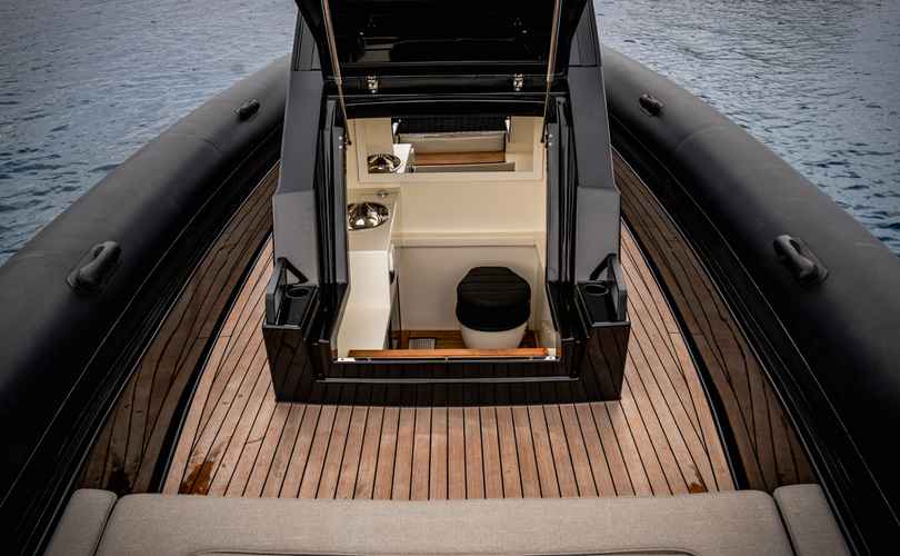 38 Grand Sport