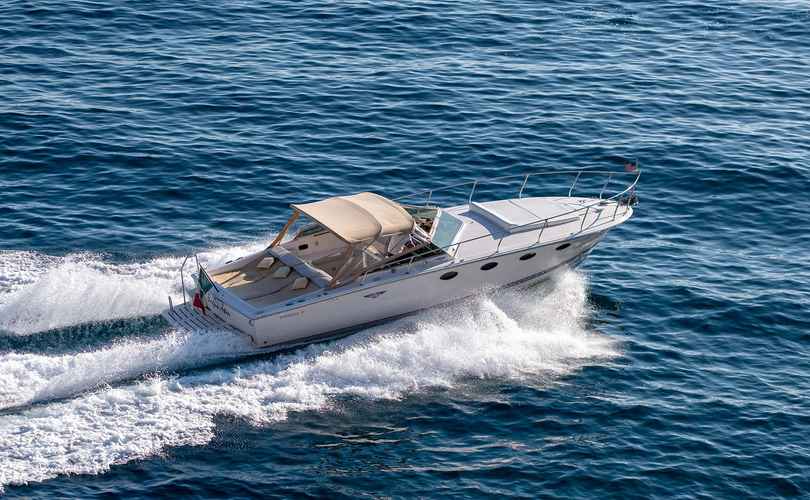 Photo Tornado 38 Classic (1990)