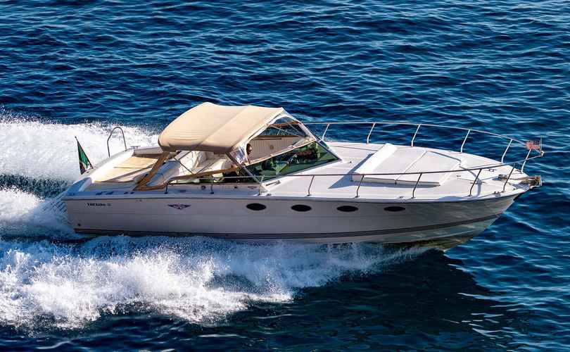 Photo Tornado 38 Classic (1990)