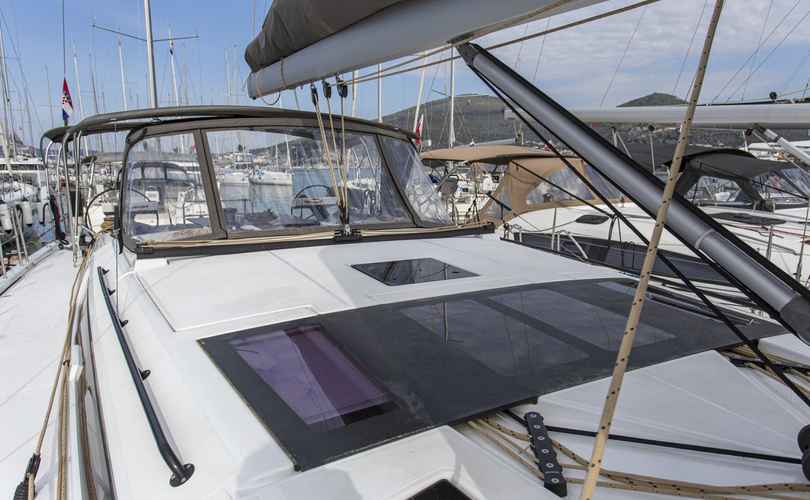 Dufour 530