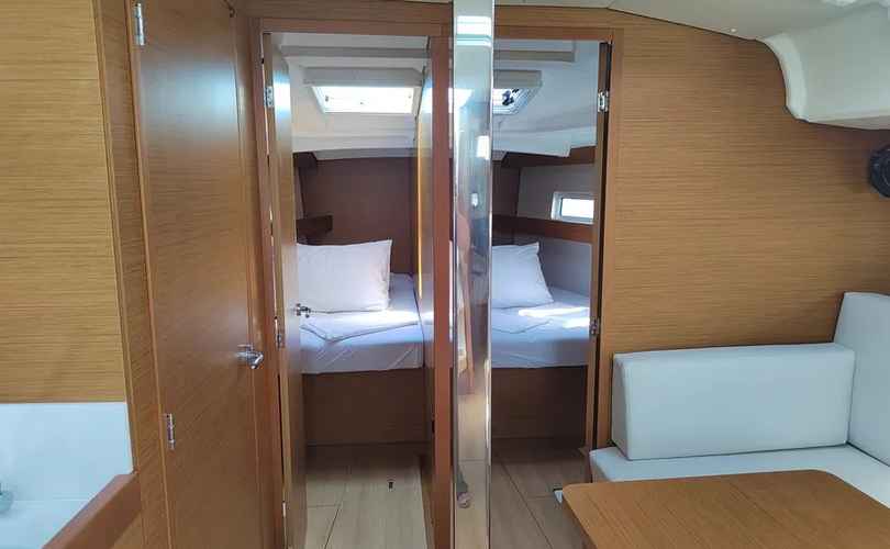 Sun Odyssey 440
