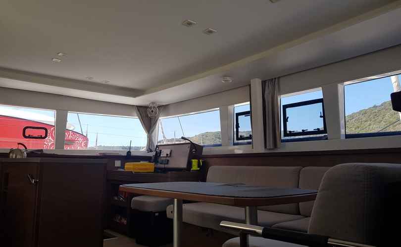 Lagoon 450 SporTop