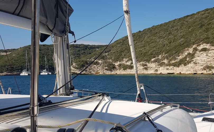 Lagoon 450 SporTop