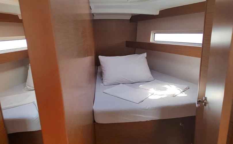 Sun Odyssey 440