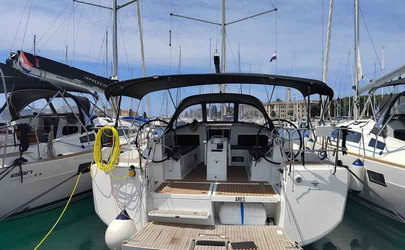 Sun Odyssey 440