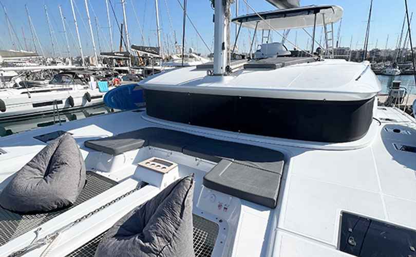 Lagoon 51