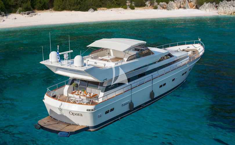 Photo Cantieri 24m (1994)