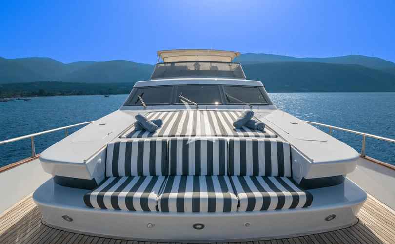 Photo Cantieri 24m (1994)