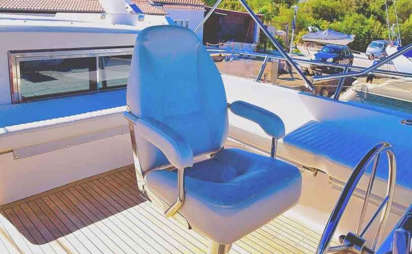 Photo Yaretti 1570 (1995)