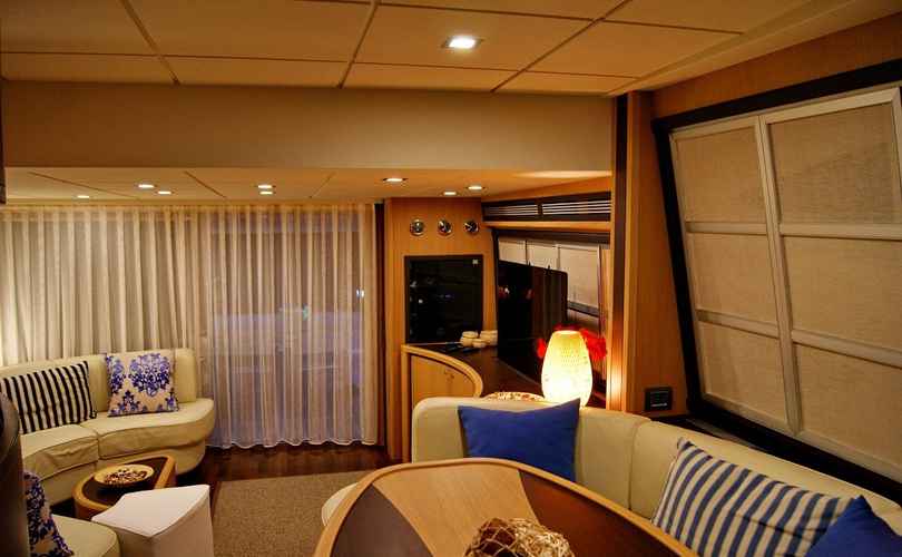 Photo Abacus 70 Fly (2011)