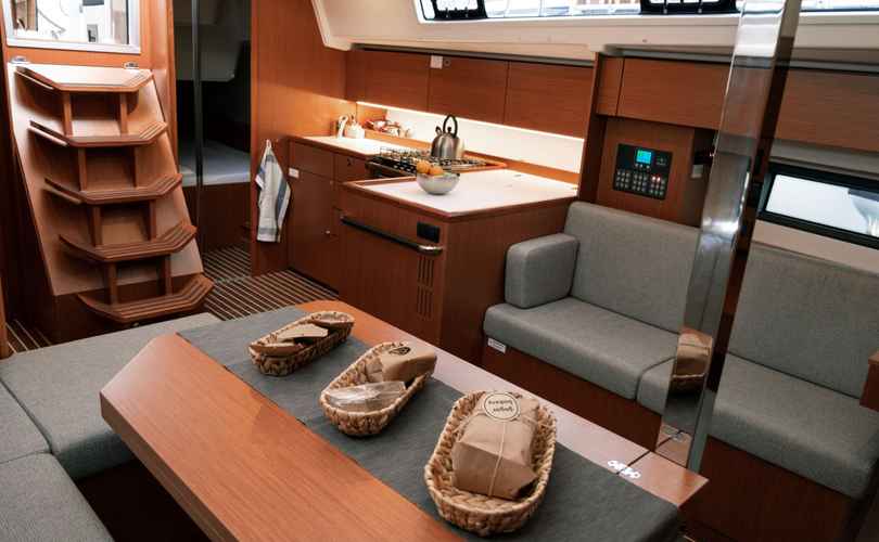 Photo Bavaria C42 (2021)