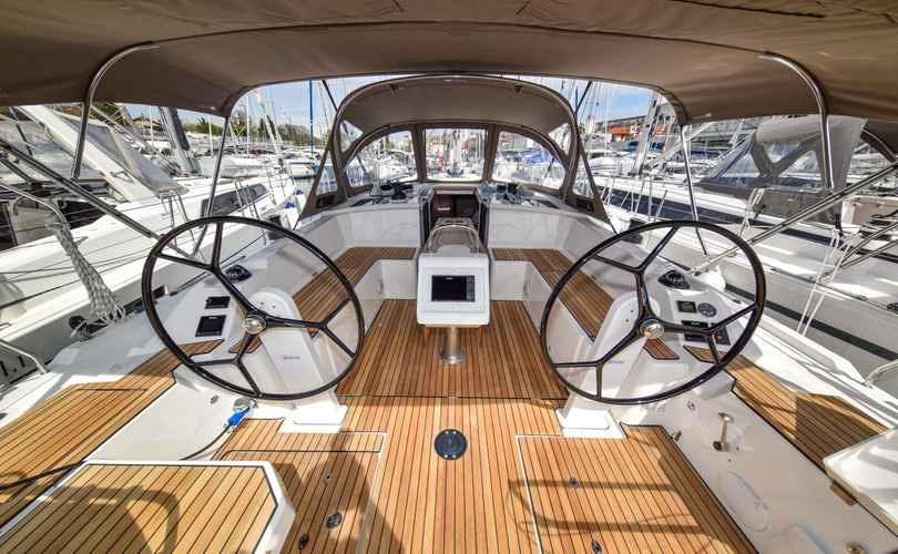 Photo Bavaria C42 (2023)