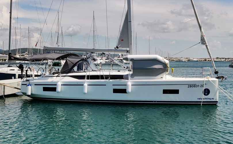Photo Bavaria C42 (2023)