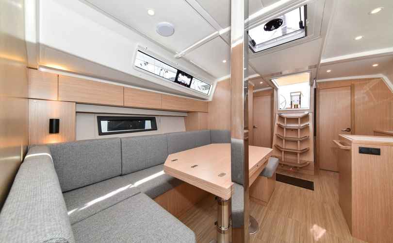 Photo Bavaria C42 (2023)