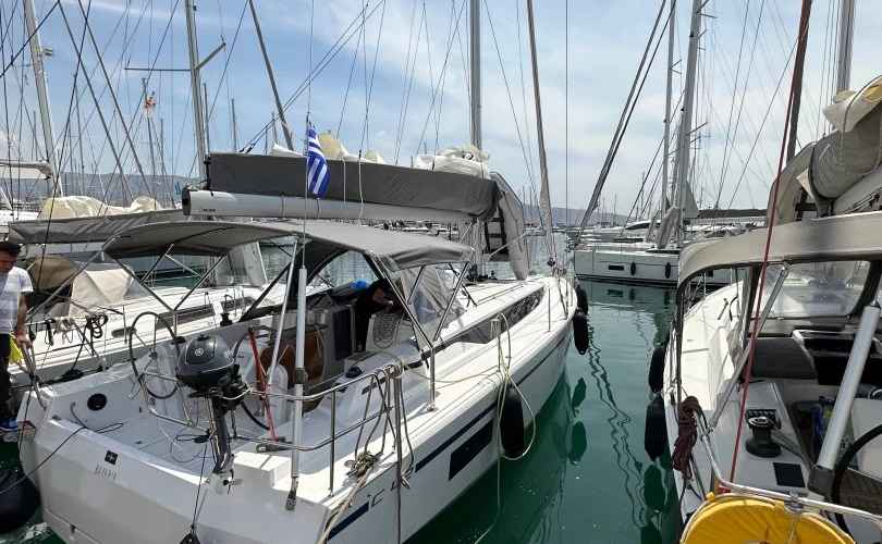 Photo Bavaria C42 (2023)