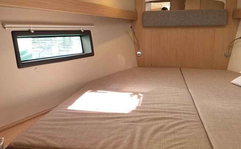 Bavaria C42