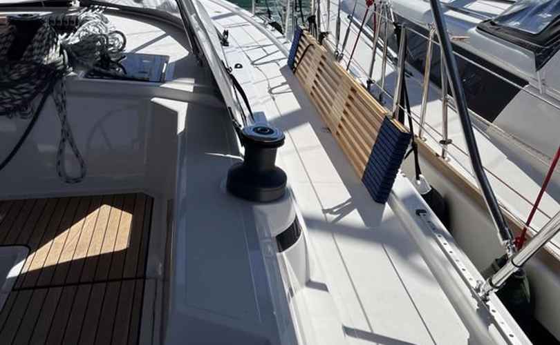 Bavaria C42