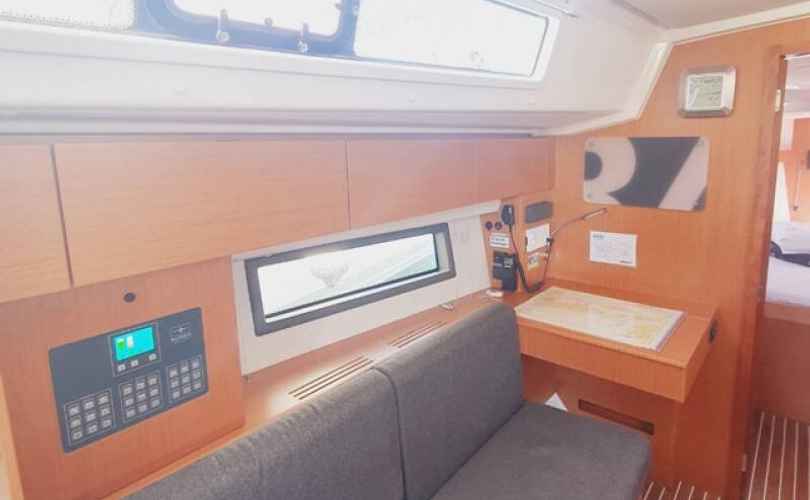 Photo Bavaria C42 (2021)
