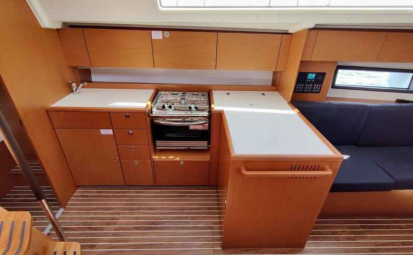 Photo Bavaria C42 (2023)