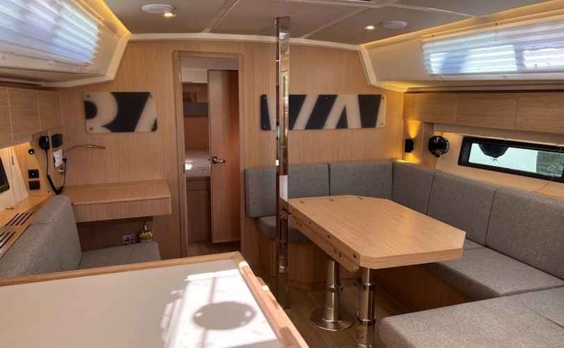 Bavaria C42
