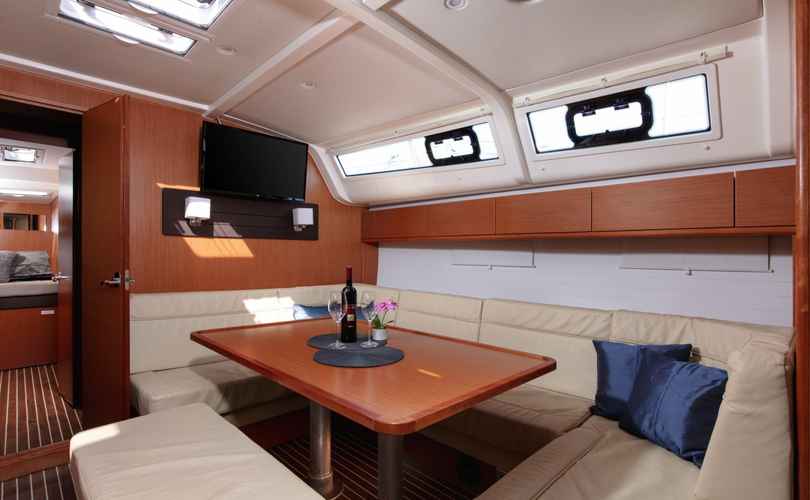 Bavaria Cruiser 51
