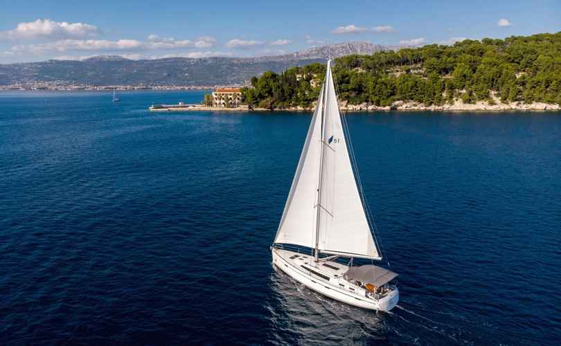 Bavaria Cruiser 51