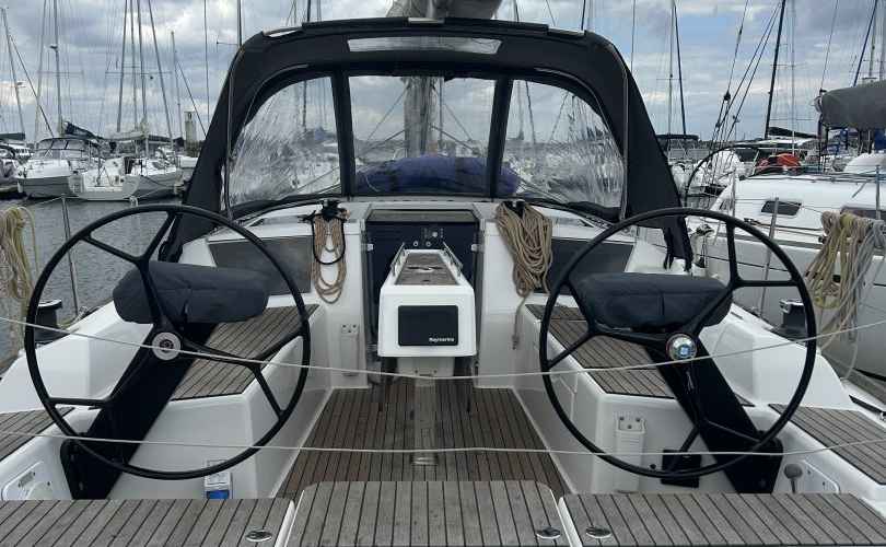 Dufour 360 Grand Large