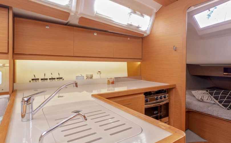 Dufour 390 Grand Large
