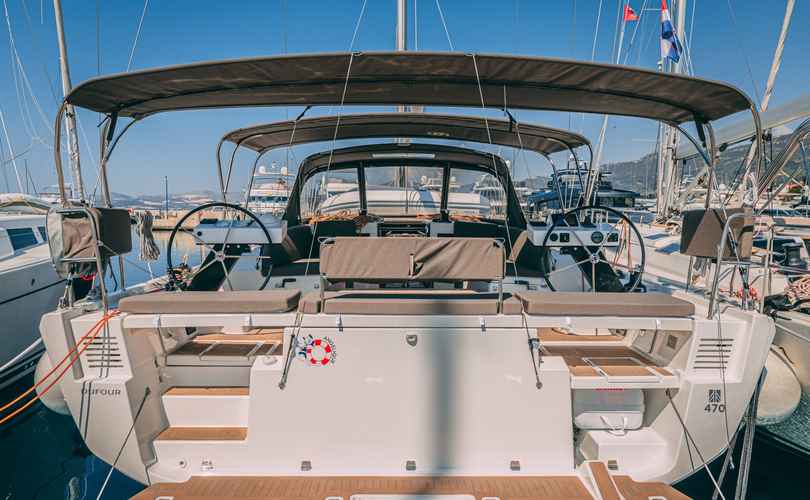 Dufour 470