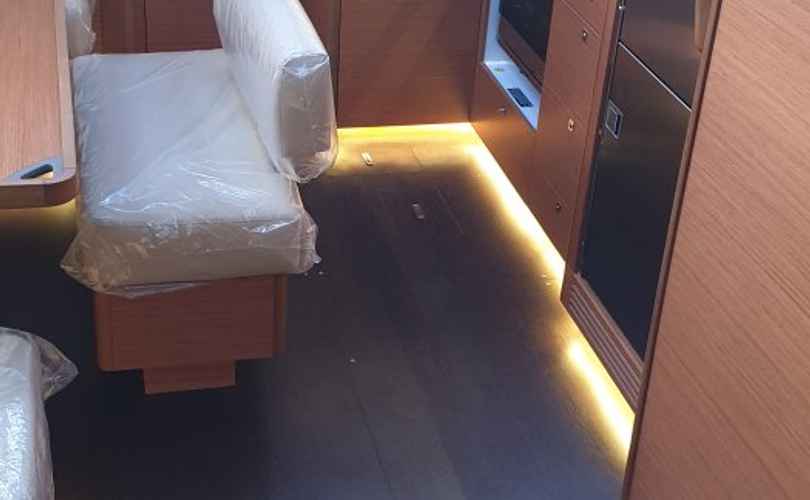 Dufour 470