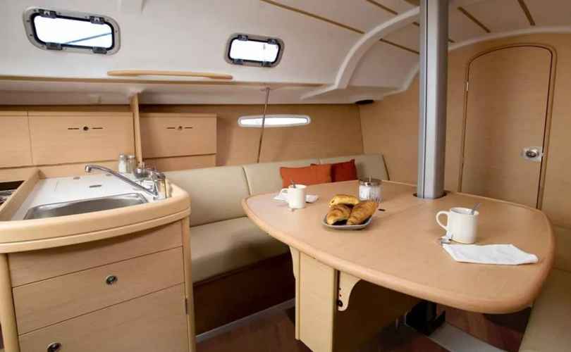 Photo First 31.7 (2008)