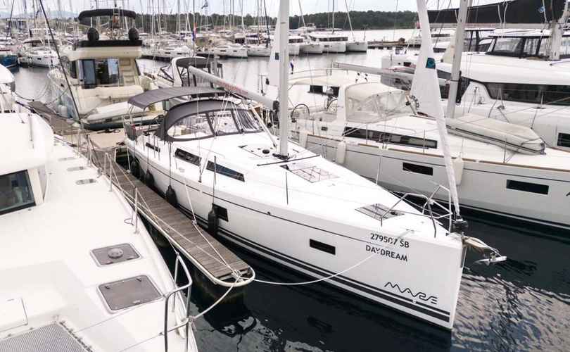 Hanse 388