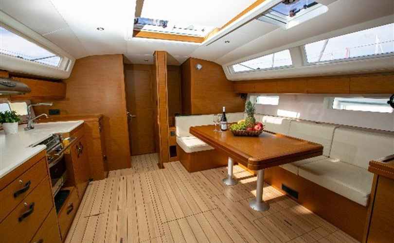 Jeanneau 54