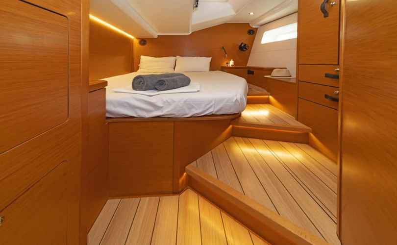 Jeanneau 54
