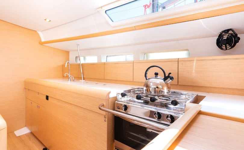 Jeanneau 54