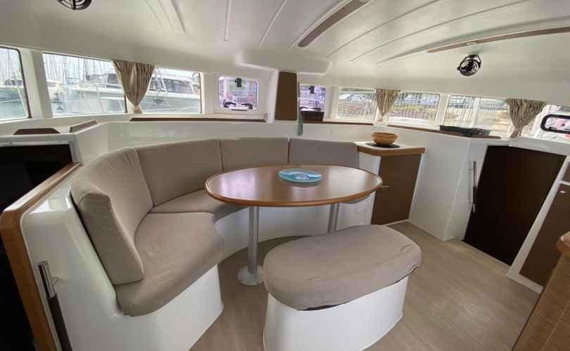 Lagoon 380