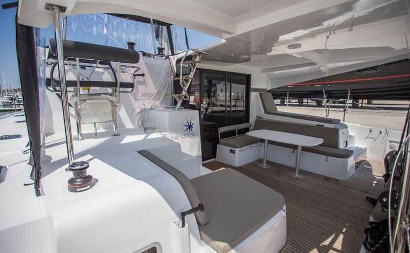 Lagoon 42