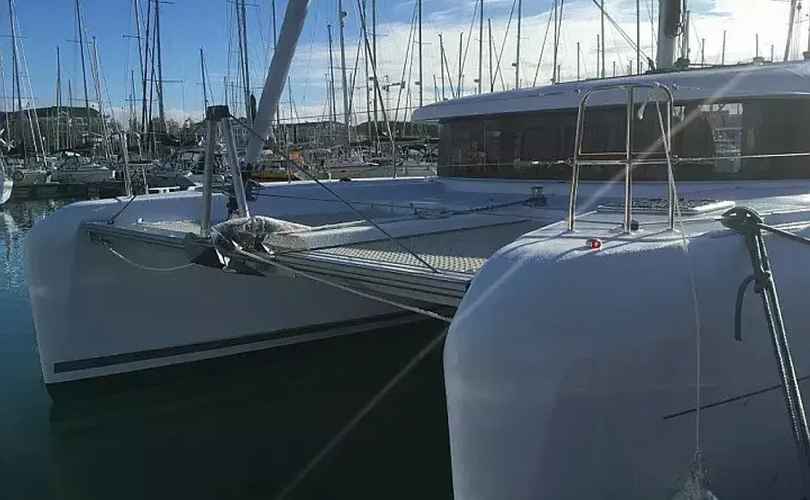 Lagoon 42