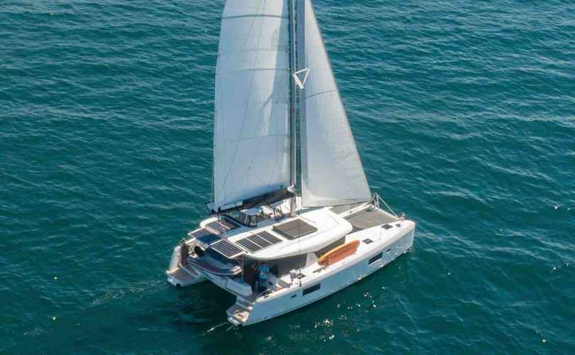 Lagoon 42