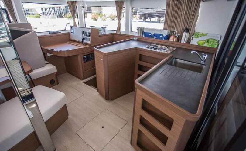 Lagoon 42