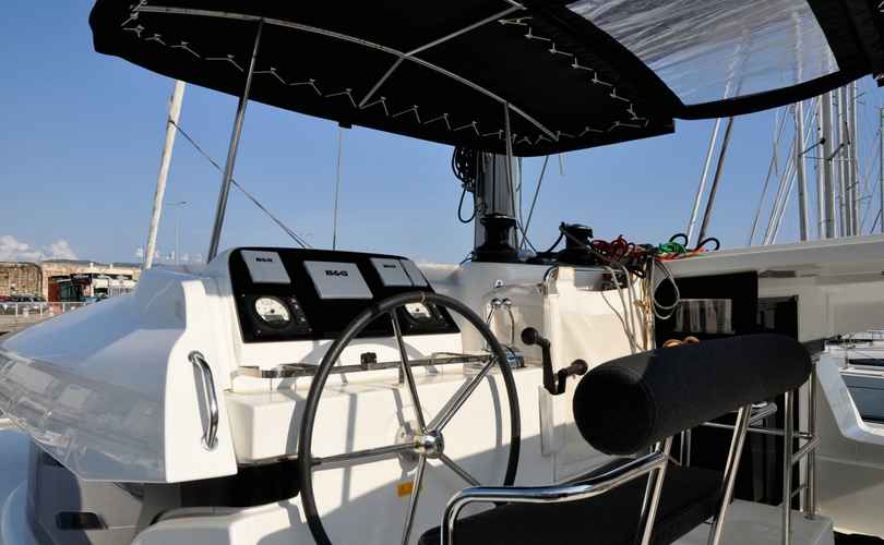 Lagoon 42